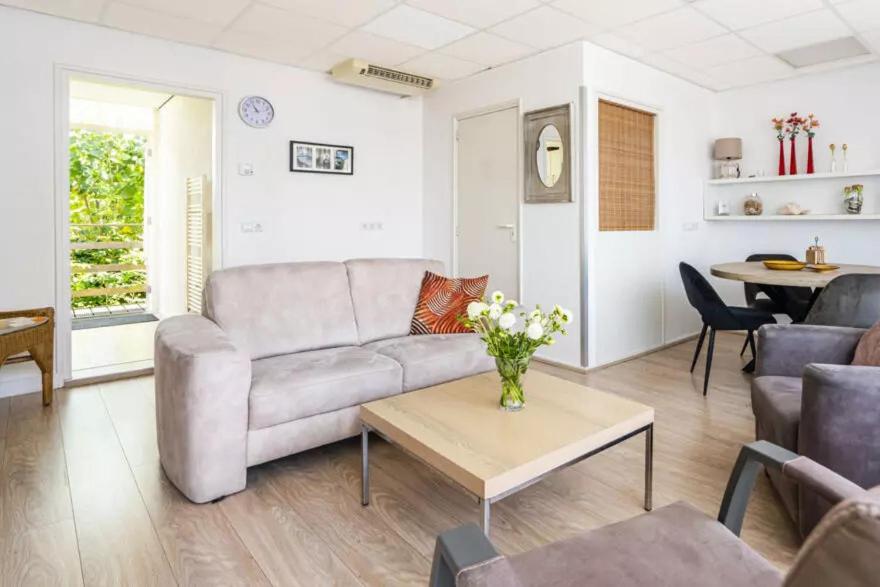 Ooststraat 21, Zoutelande