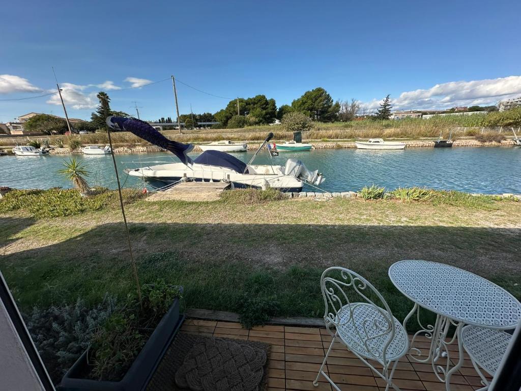 La Villa Au Bord du Canal - 4