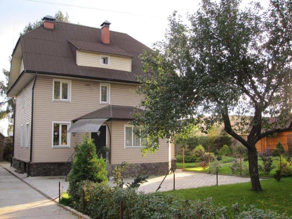 Guest house Helen's Home — Hotel in Saint Petersburg