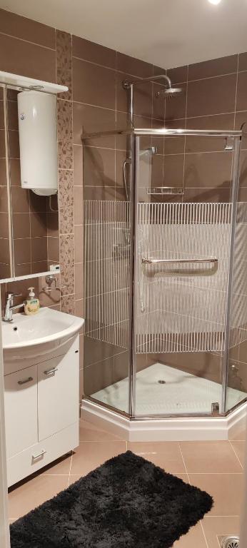 Meseceva bajka 2 - 4