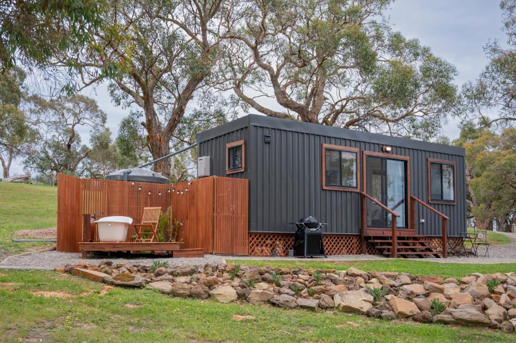 Away At Ancell, Hindmarsh Valley