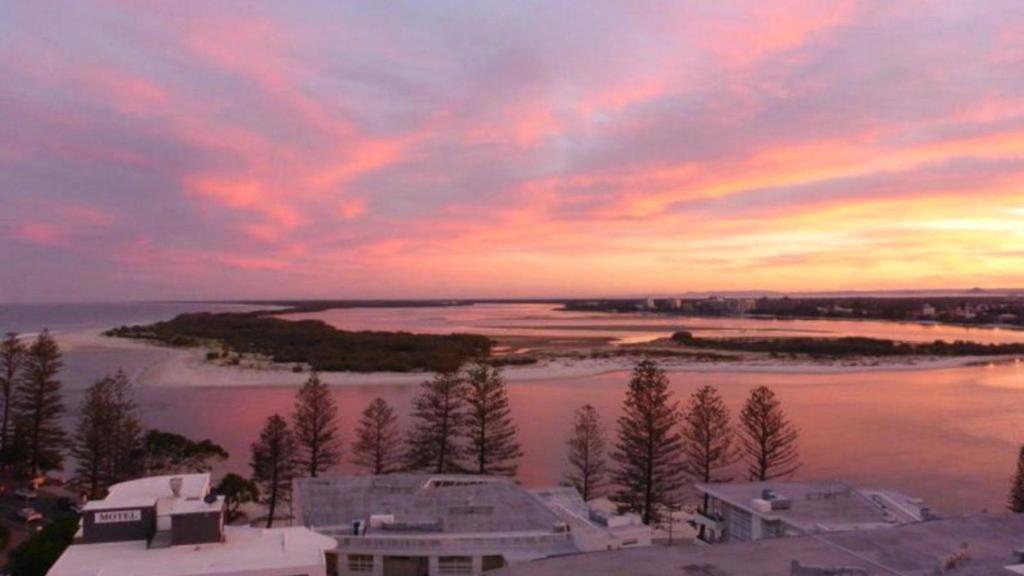 Centrepoint Unit 58, Caloundra