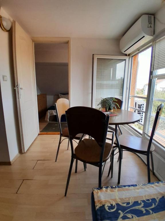 Airport BG Rooms and Apartment - 5