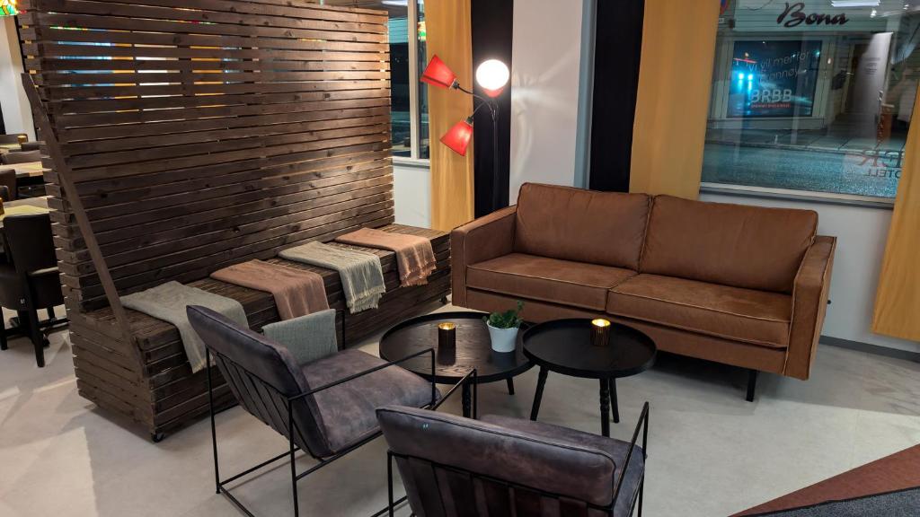 Corner Hotell