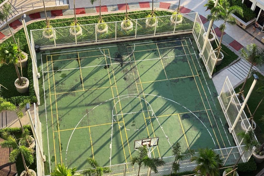 Tennis court