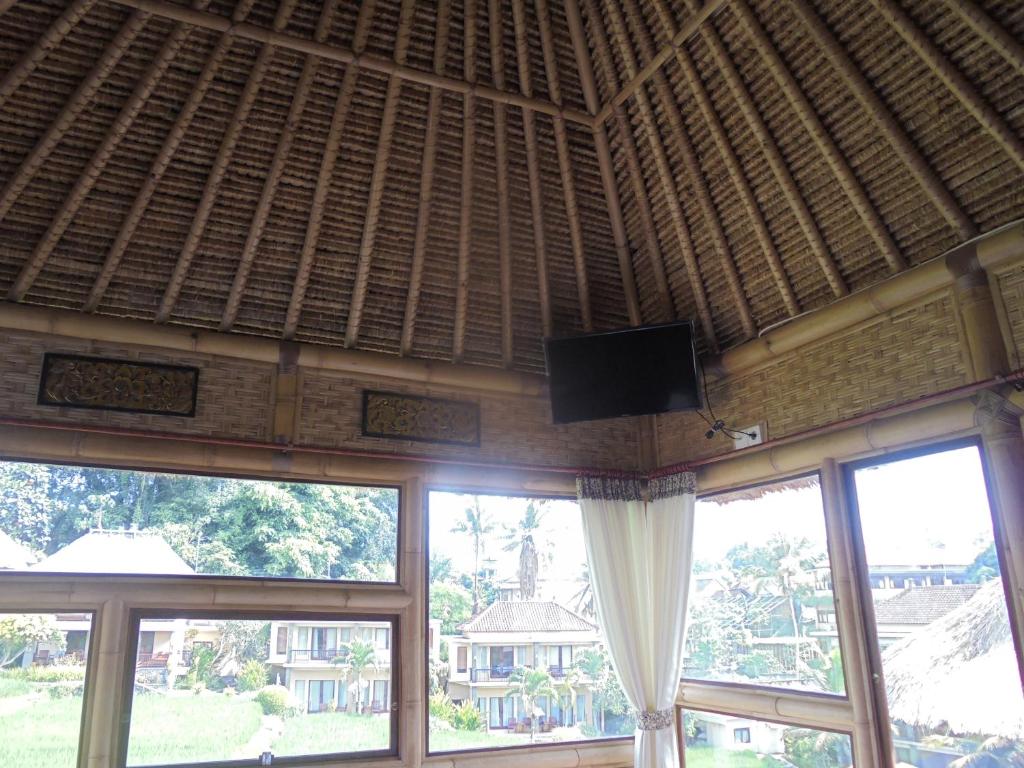 บริการและสิ่งอำนวยความสะดวก