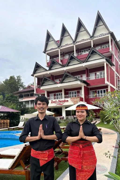 佐儿天堂水畔酒店，位于图克图克的酒店