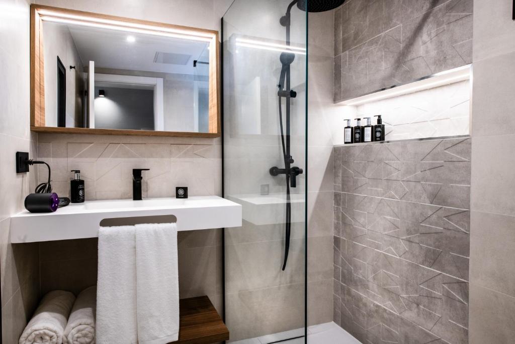 Saladar Suites Boutique - 4