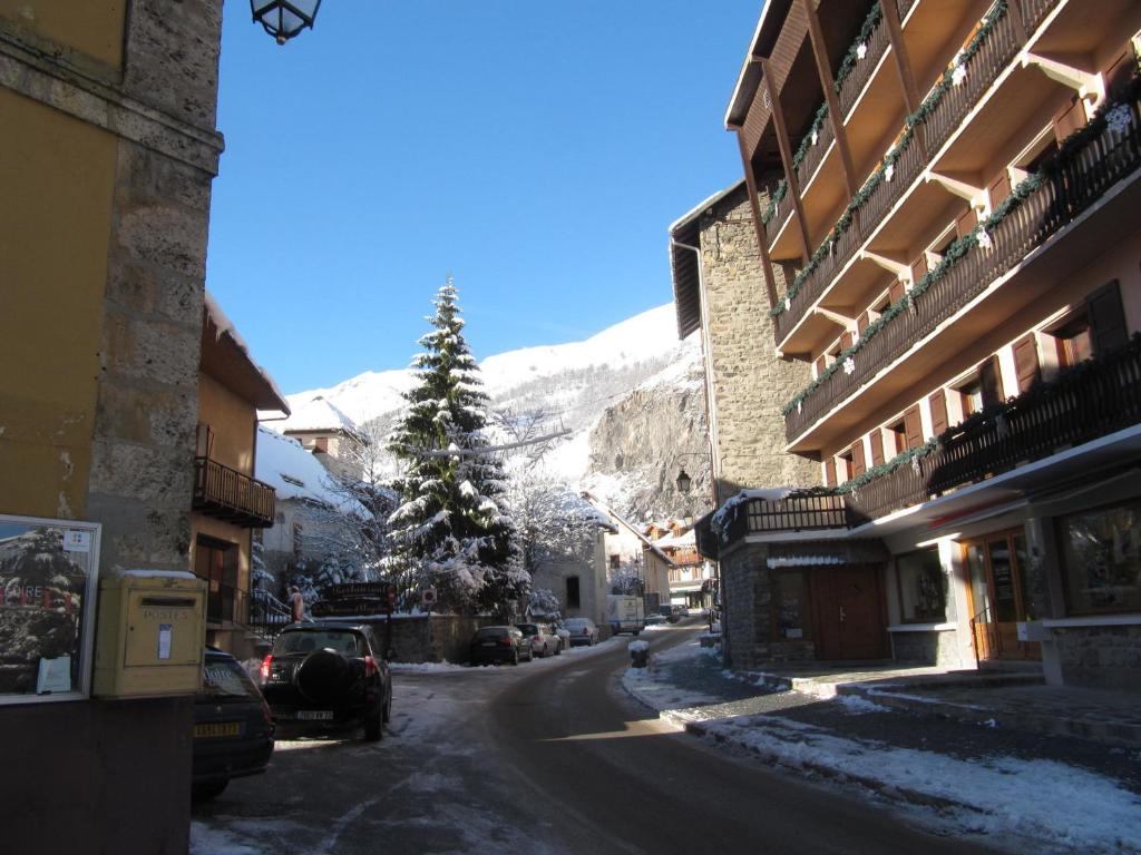Appartement 4 pièces, pour 8/9 personnes, terrasse sud, animaux acceptés - FR-1-263-215 - 4