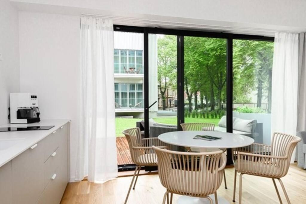 Flat in Pärnu, Esplanaadi street Studio & Kitchen, Pärnu