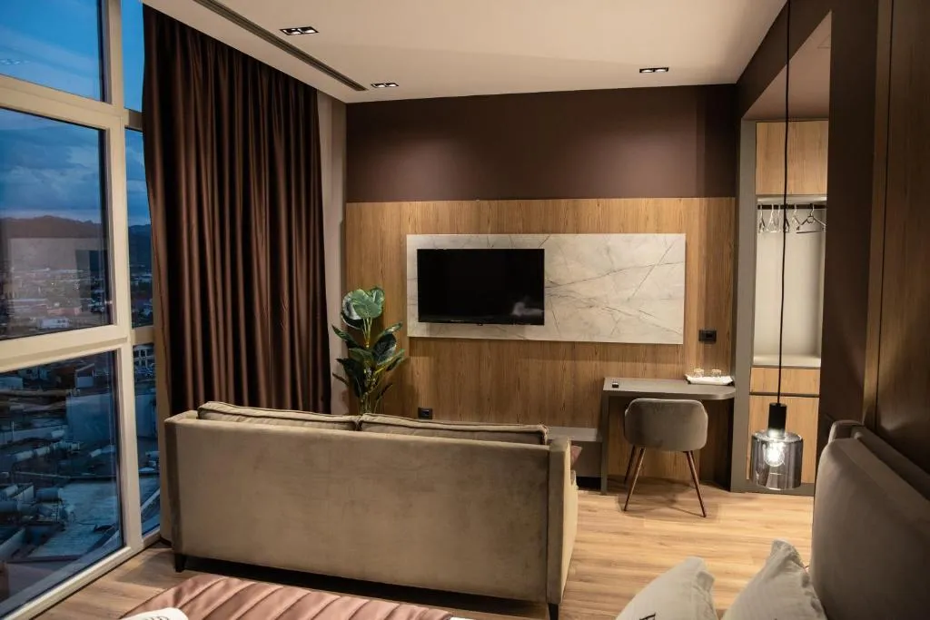Dial Hotel, hotel in Elbasan
