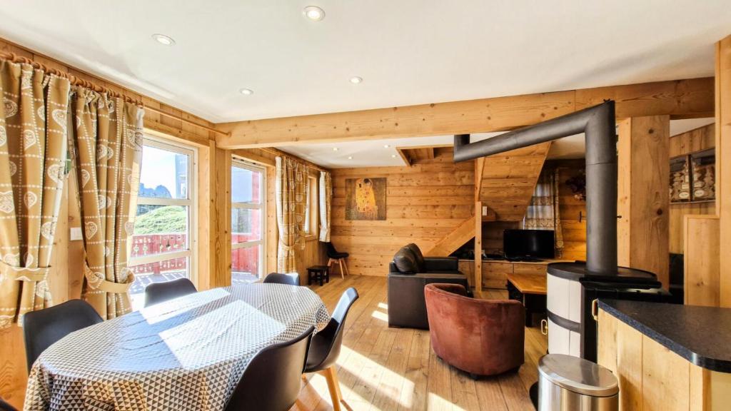 Résidence Hameau - Chalet lumineux · Poêle à bois · WIFI gratuit et illimité · Garage MAE-1691 - 2