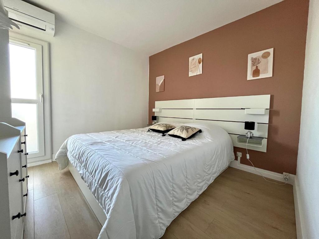 Appartement T3 au Port de Saint-Cyprien avec Terrasse et Climatisation - FR-1-309-483 - 5