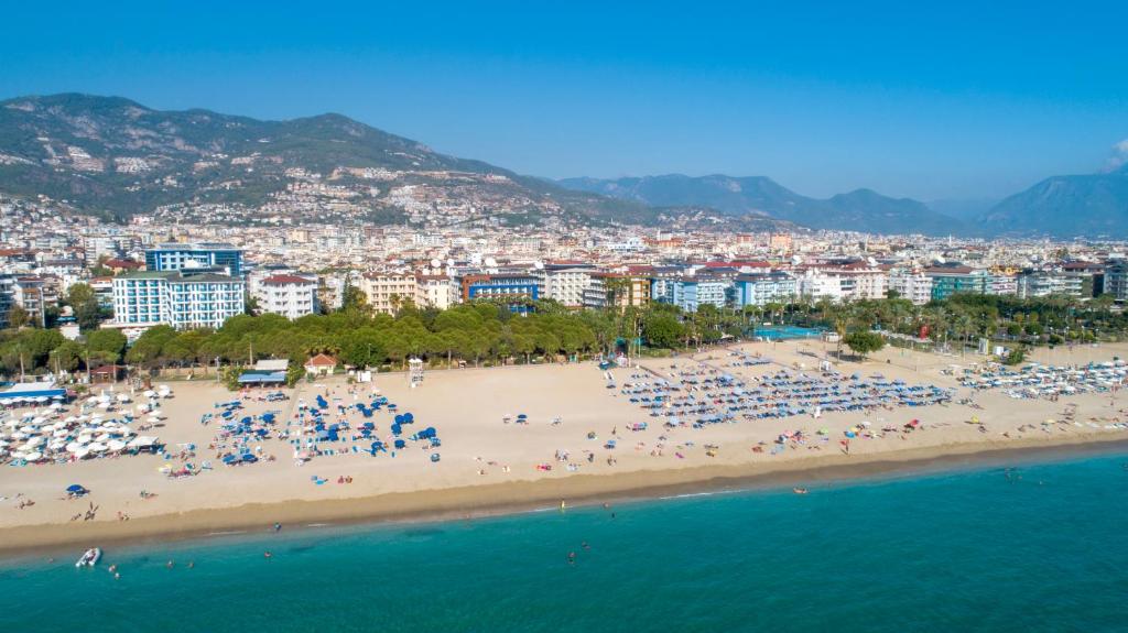 Gardenia Hotel — Beach in Alanya