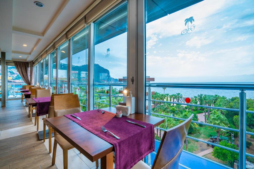 Gardenia Hotel — Hotel rooms in Alanya