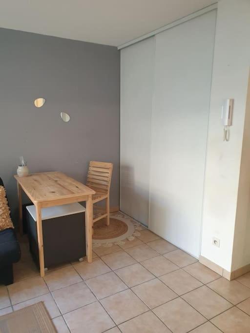 L' Appartement du Quai Neuf Parking privé - Gare à 5min - 5