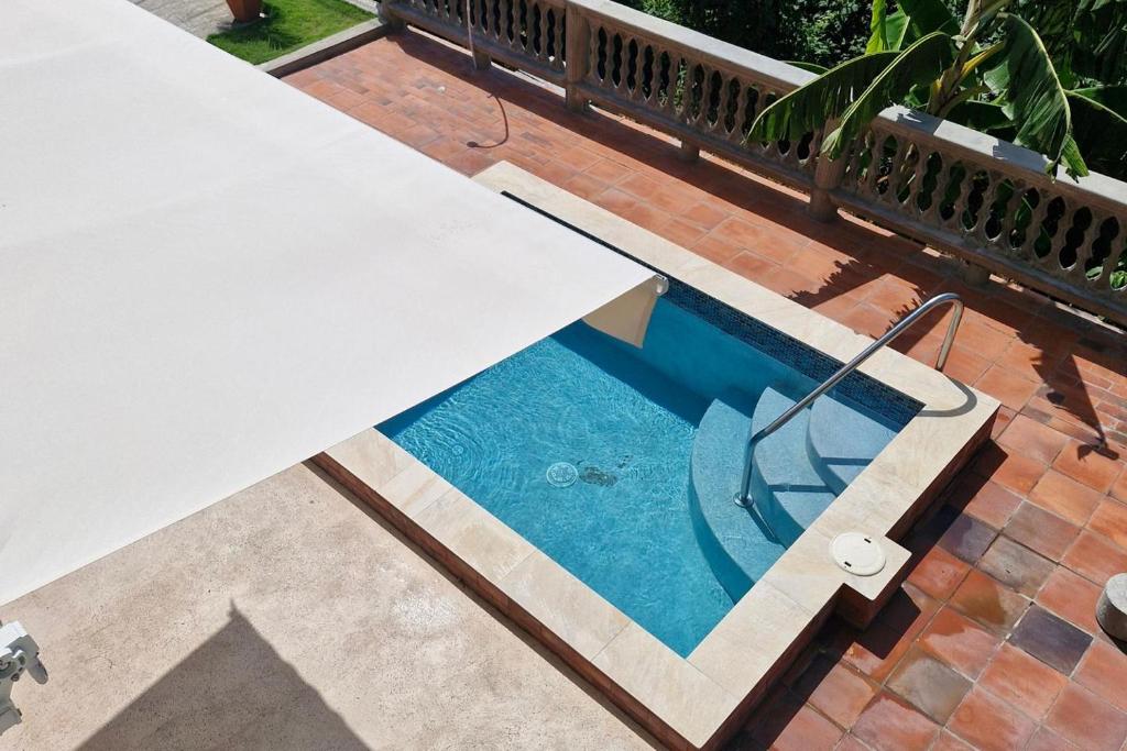 Micoud - 2-Bedroom Villa - Pool - Free Parking, Micoud