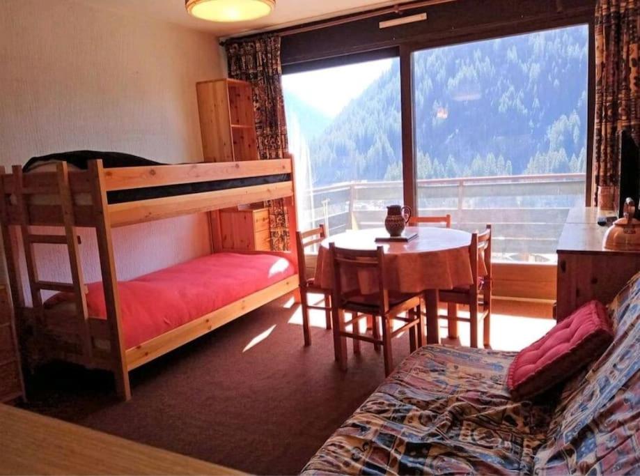 Studio 2 a 4 pers proximité immédiate du centre, Châtel