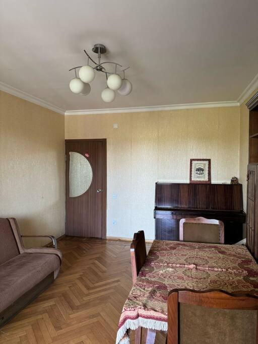 Convenient Home, Baku