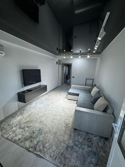 Apart aero, Taškent