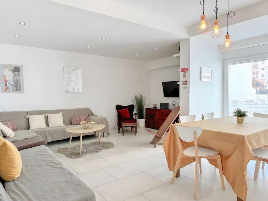 Pascoal de Melo Flat by Homeful Homes, Lisabon