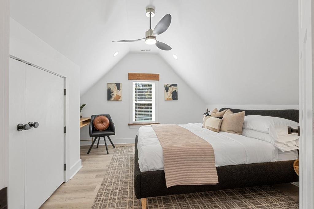 The Shire 255 C - The Slate Loft, Southern Pines