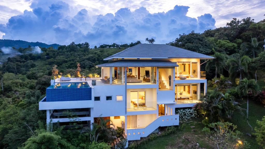 Baan Kuno - Panoramic Views with Total Privacy, Bophut