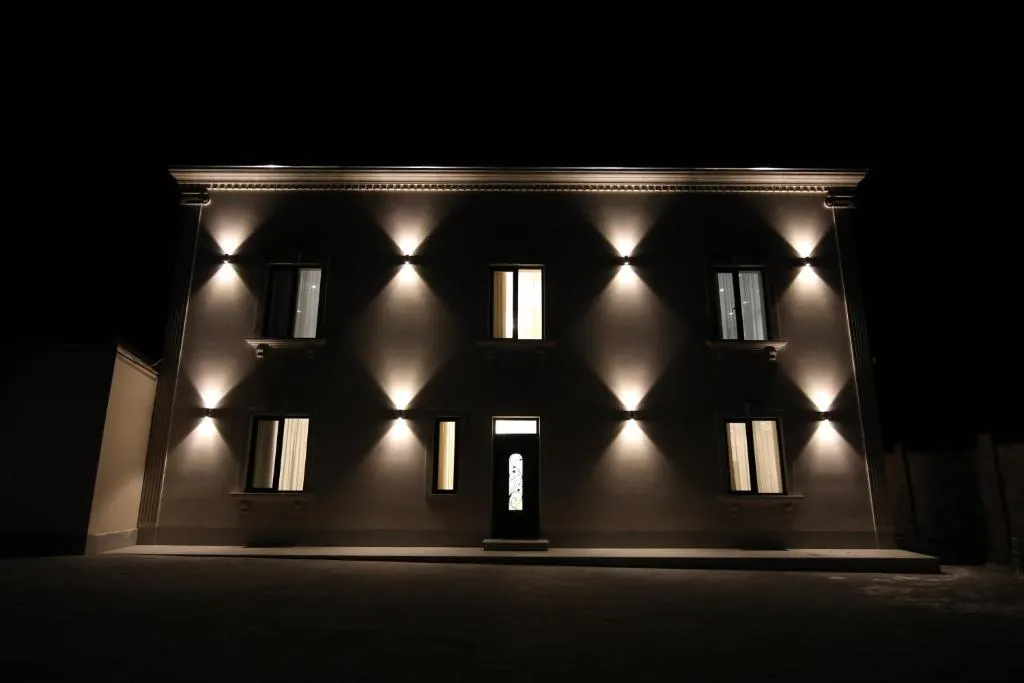 Louvre Luxury Collection Hotel，位于塞凡的酒店