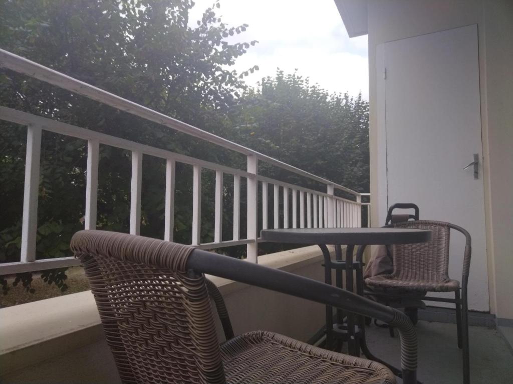 Appartement familial face à un square arboré, Enghien-les-Bains