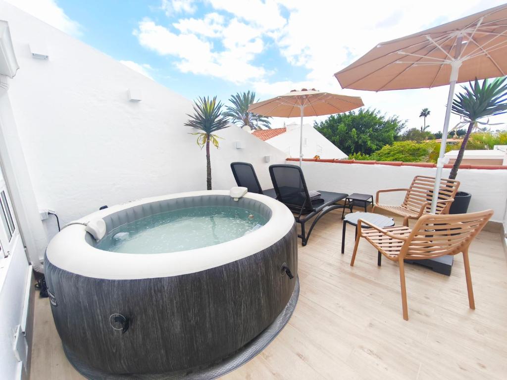 PAMRO moderner Bungalow - 4 Schlafzimmer - 2 Bäder - Whirpool - Ferienanlage mit Pool - Familienfreundlich - 5