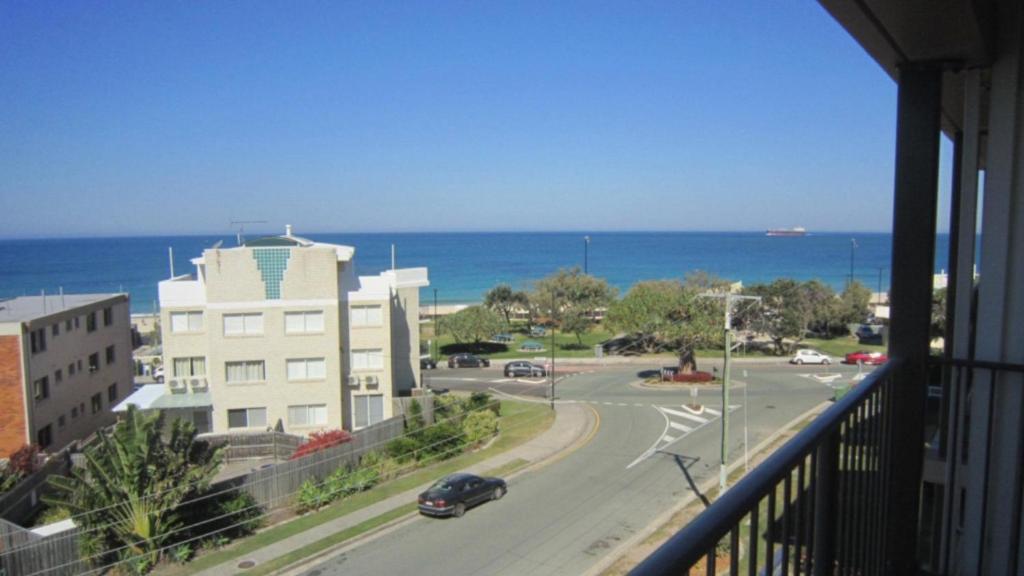 Subiaco Unit 6, Caloundra