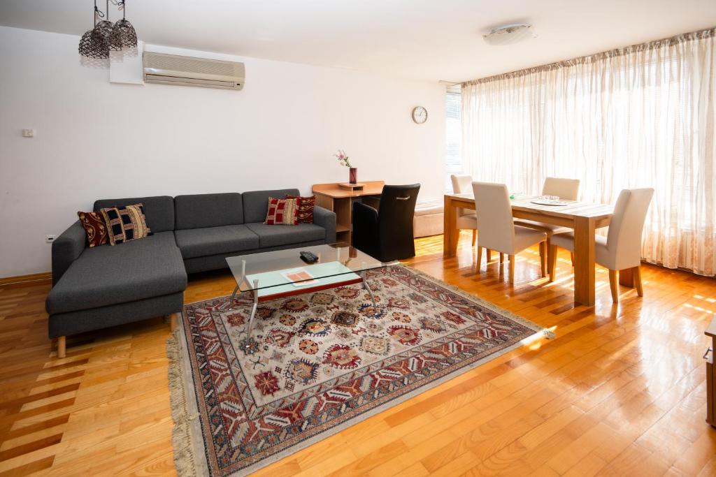 Modern 2BDR apartment in the center - FREE PARKING - 4