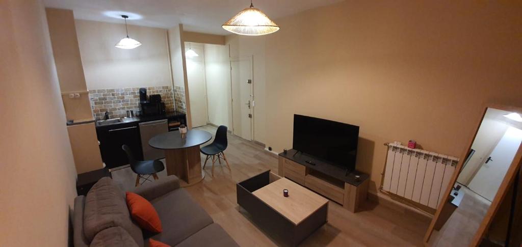 Studio Prado Perrier 8e - 5