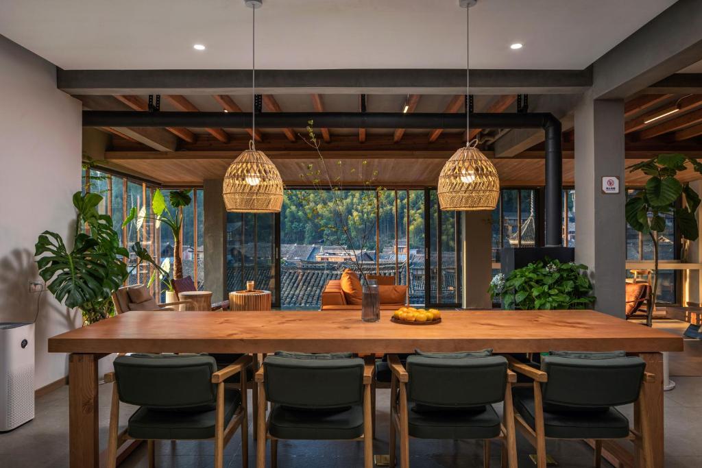 Rice View Lodge, Li-pching