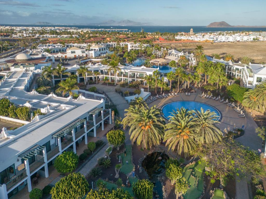 Las Marismas de Corralejo — Swimming pool in Corralejo, Canary Islands