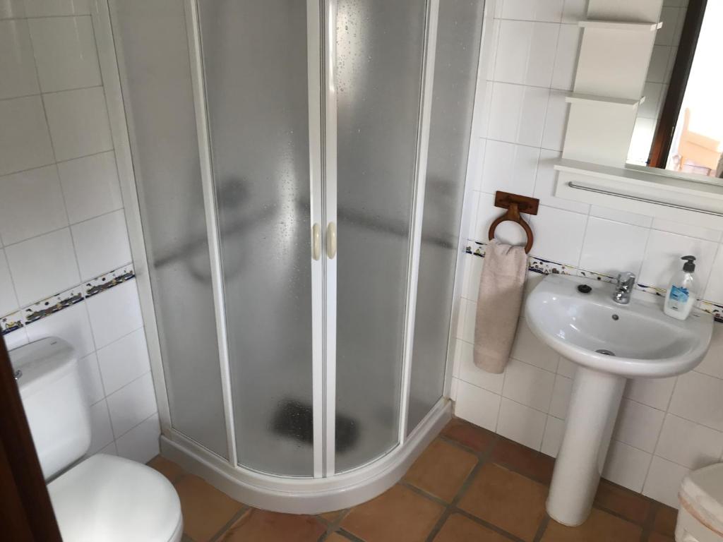 Casa Maja, luxury villa, large heated pool, aircon, all bedrooms en-suite - 5