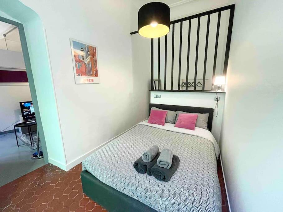 Cosy appartement, moderne, fuchsia, industriel - 5