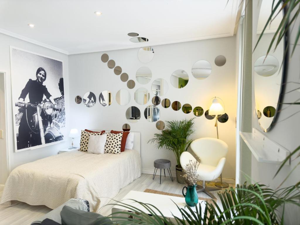 DISFRUTA del Barrio de las Letras Tu segundo hogar en Madrid, Мадрид