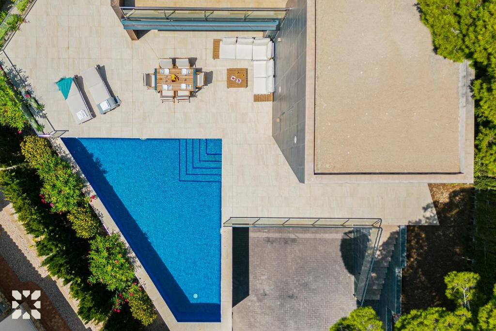 Villa Alex by Abahana Villas - 5