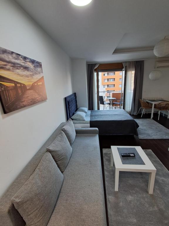 Apartment Premier 2 A Blok - 1