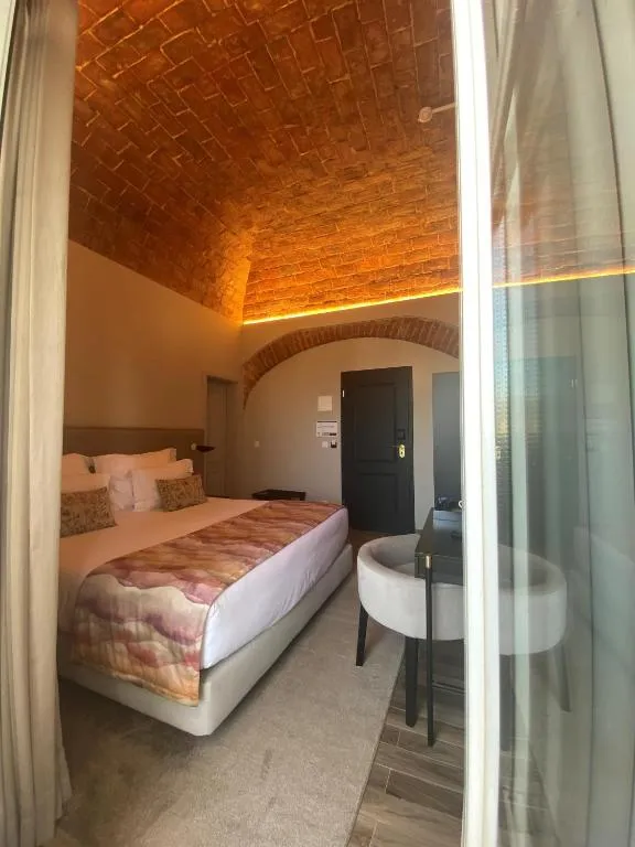 Lilases Boutique House & Garden, hotel v destinaci Mora