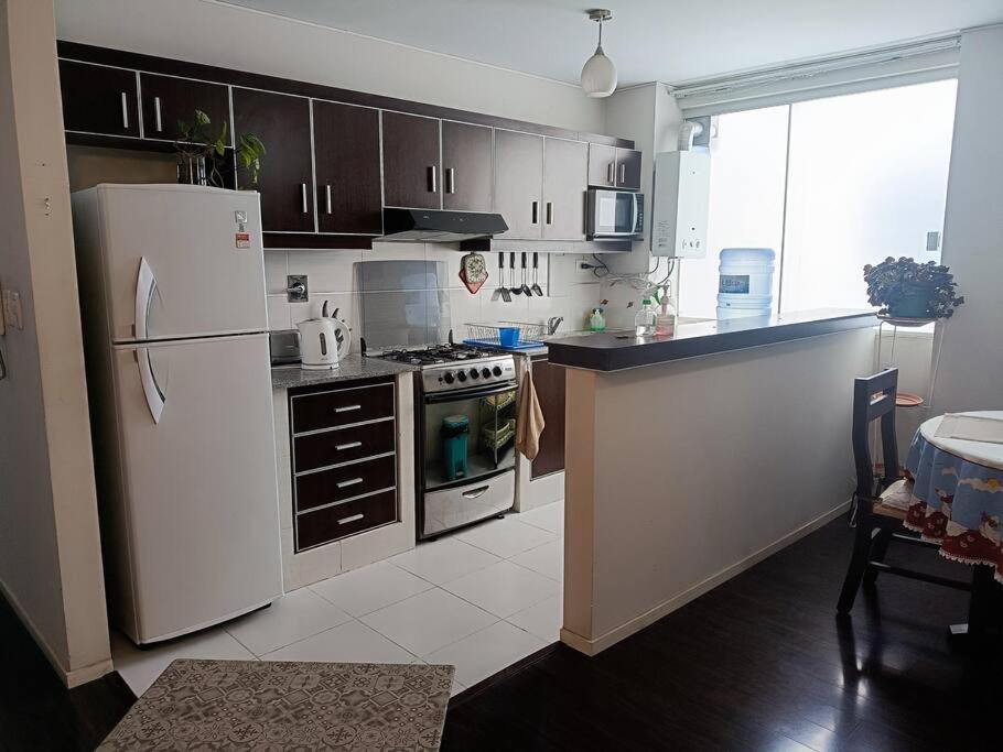 Bonito apartamento con 2 dormitorios con camas dobles - 3