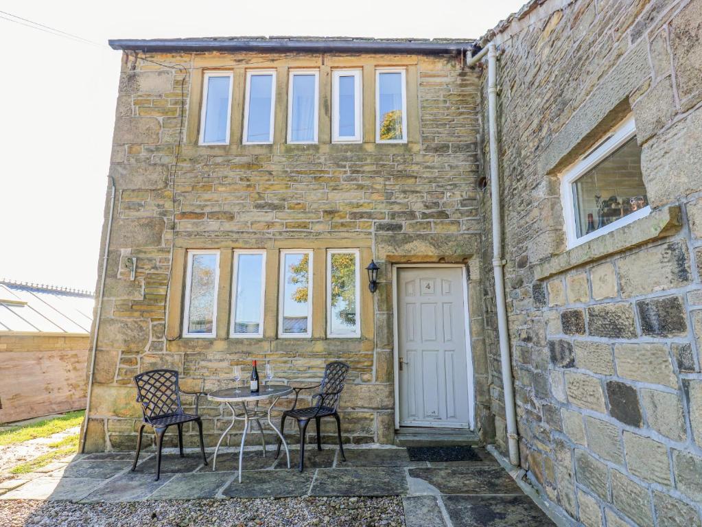 North Ives Cottage, Keighley
