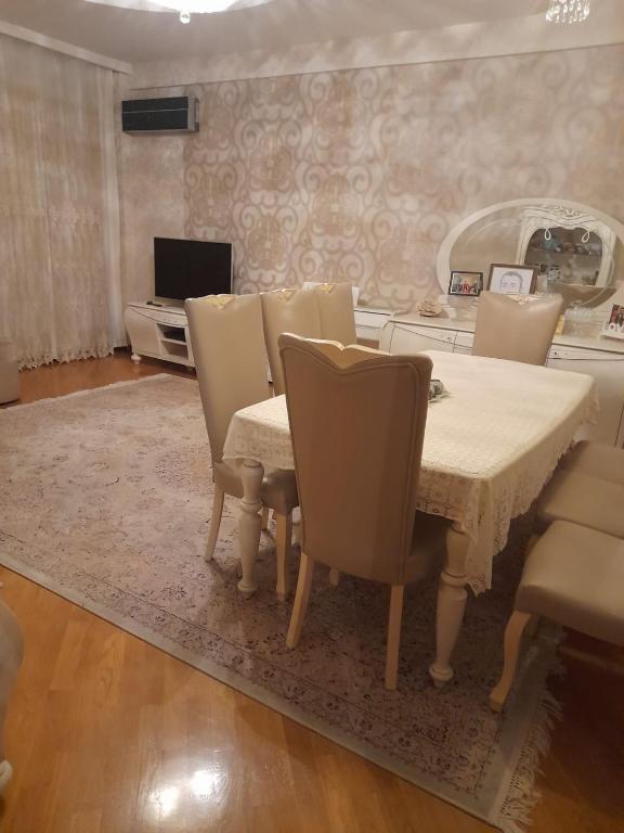 Elegant & Eco-Friendly Luxury Stay, Baku