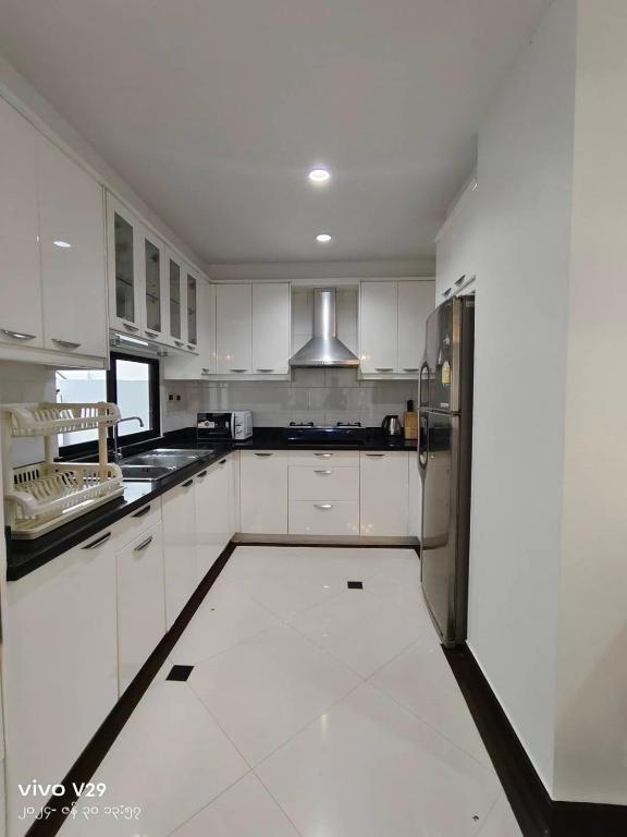 Bann Natcha 37, Pattaya Central