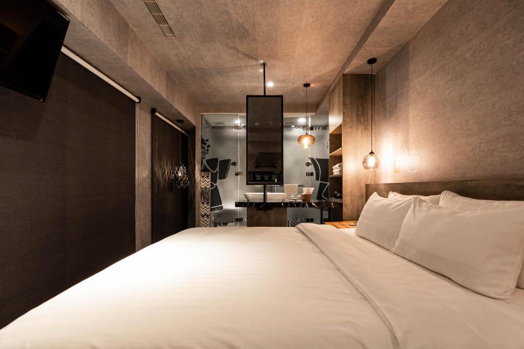 虎尾春秋文創設計旅店 Huwei Hotel