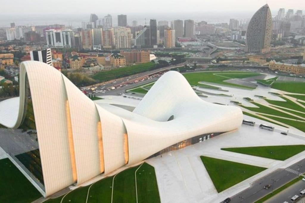 Comfortable apartment next centre Heydar Aliyev, Baku