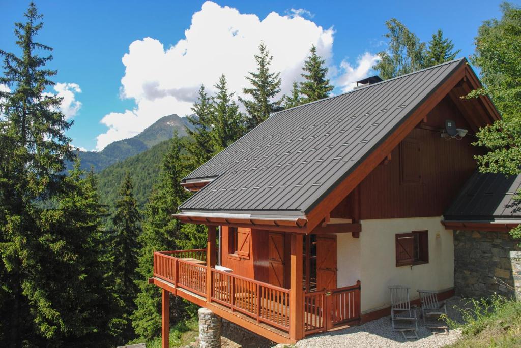 Chalet Bellevenoz by OzAlpes - 2