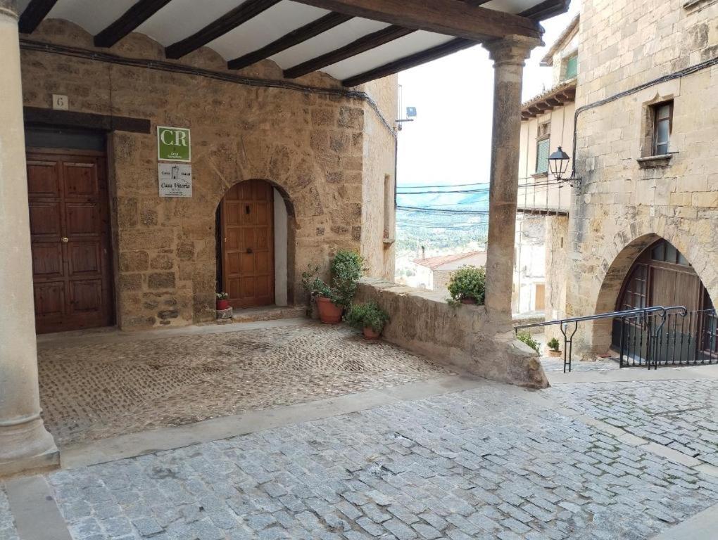 Casa Vitoria, Monroyo