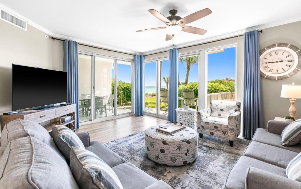 The Crescent 103, Destin